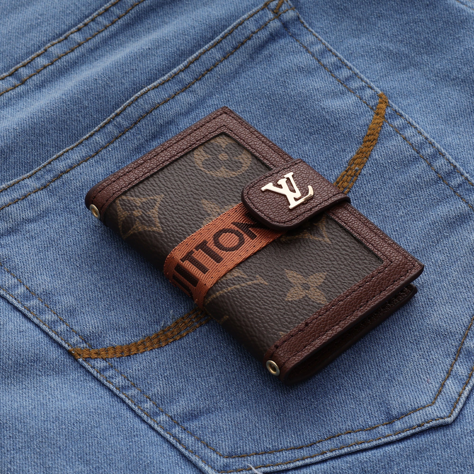 Heritage Monogram Strap Wallet - Image 4